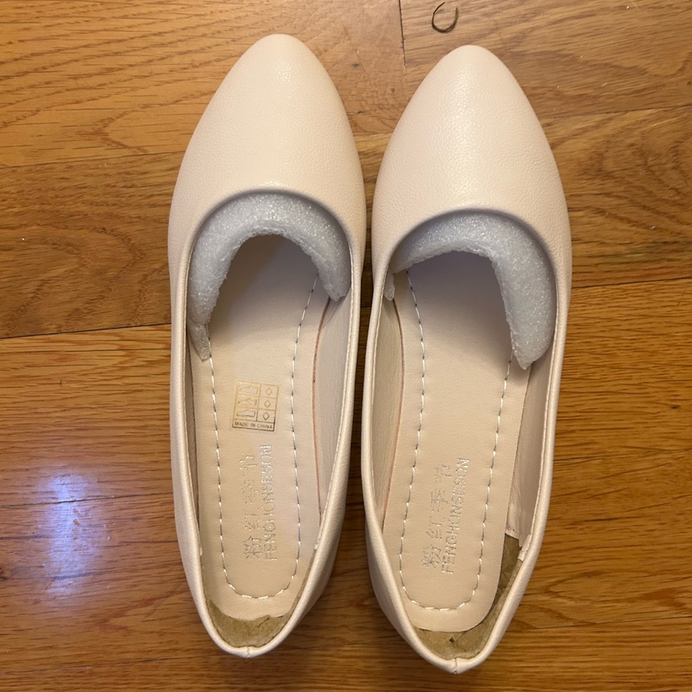 SHEIN Women’s Flats - Size 7 ( NEW in bag )